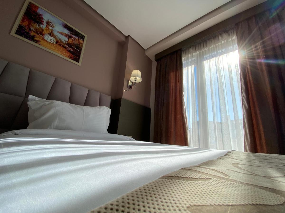 Doanesia Premium Hotel & Spa Tiranë Luaran gambar