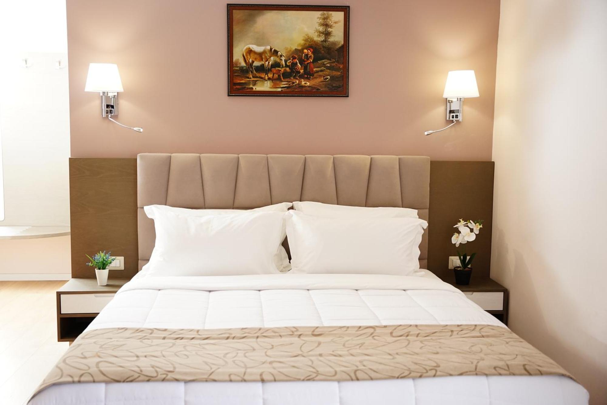 Doanesia Premium Hotel & Spa Tiranë Luaran gambar