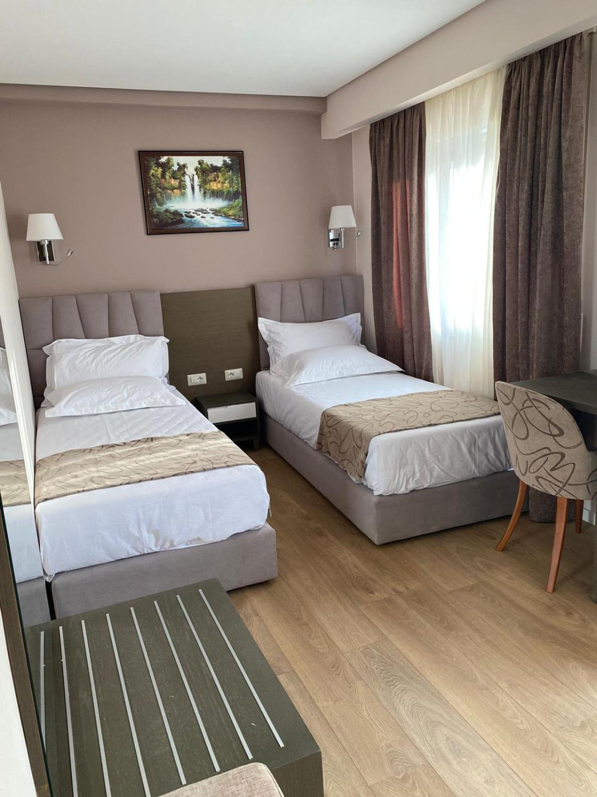 Doanesia Premium Hotel & Spa Tiranë Luaran gambar